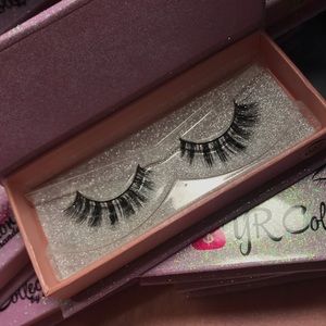 Natural 100% mink lashes